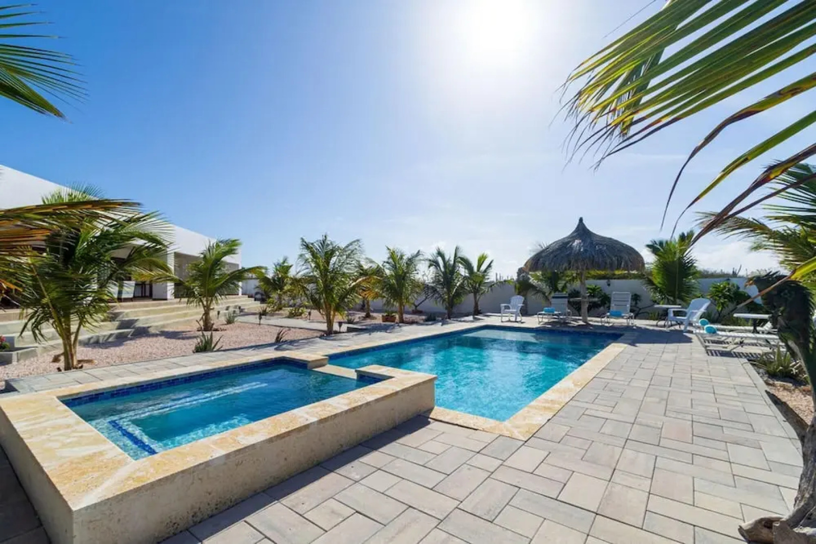 Beautiful 3br2 5BA Villa w Pool Close 2 Baby Beach