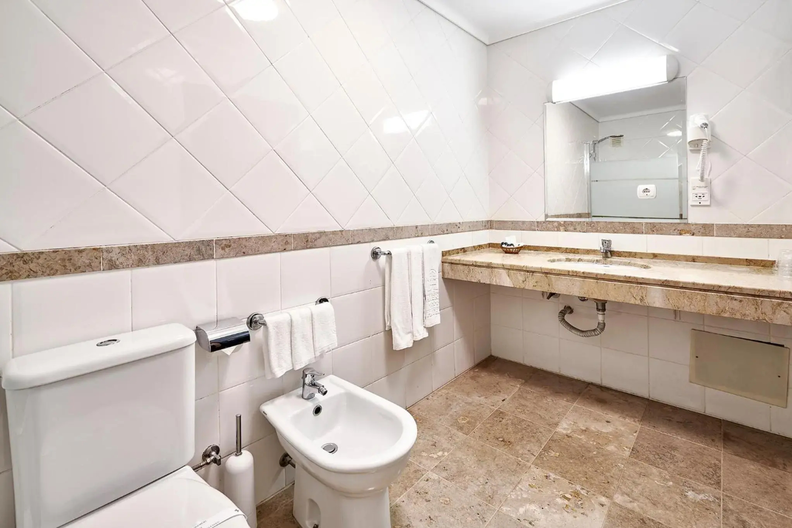José Estêvão Hotel