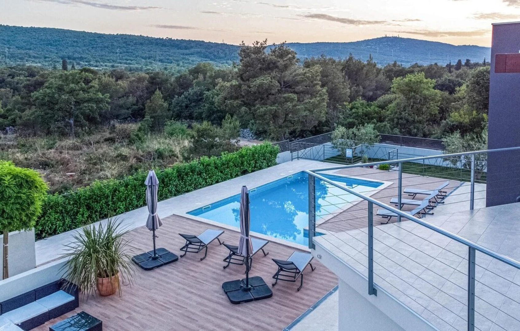 Beautiful Home in Dubrava kod Sibenika With Sauna, Wifi and 4 Bedrooms