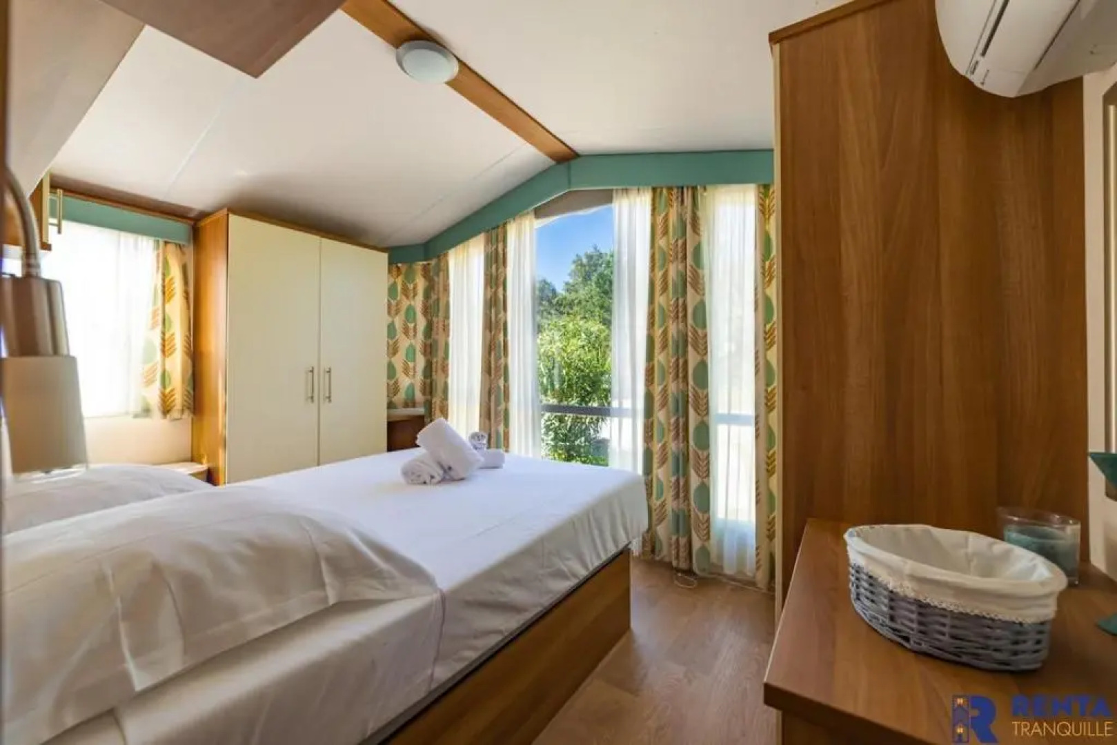 L'élégant Terrasse Piscine Camping 4 étoiles