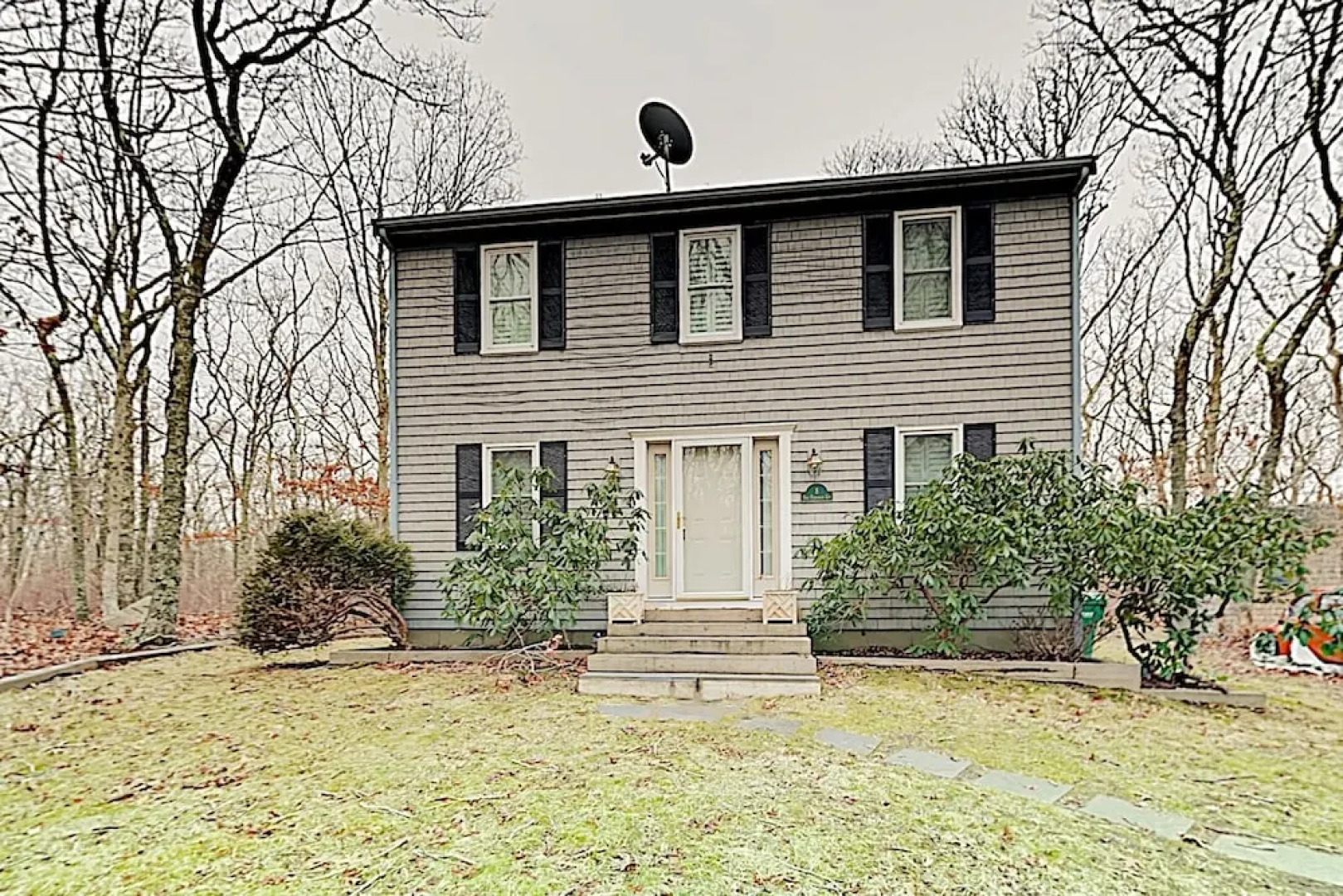 New Listing! Tranquil W/ Deck, Near Beach 4 Bedroom Home