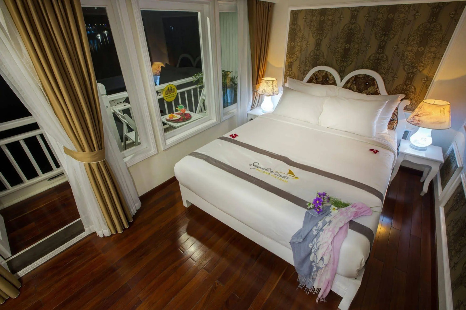 Signature Royal Halong Cruise