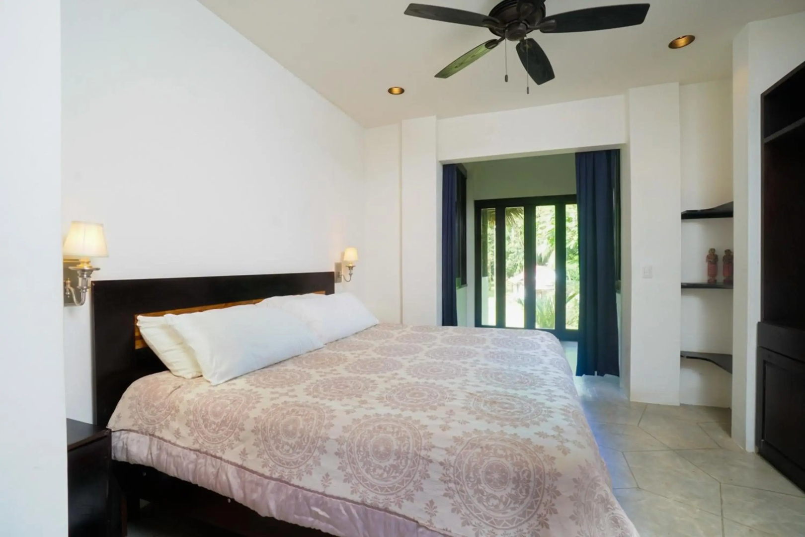 Makara Mono Suite / 2nd Floor