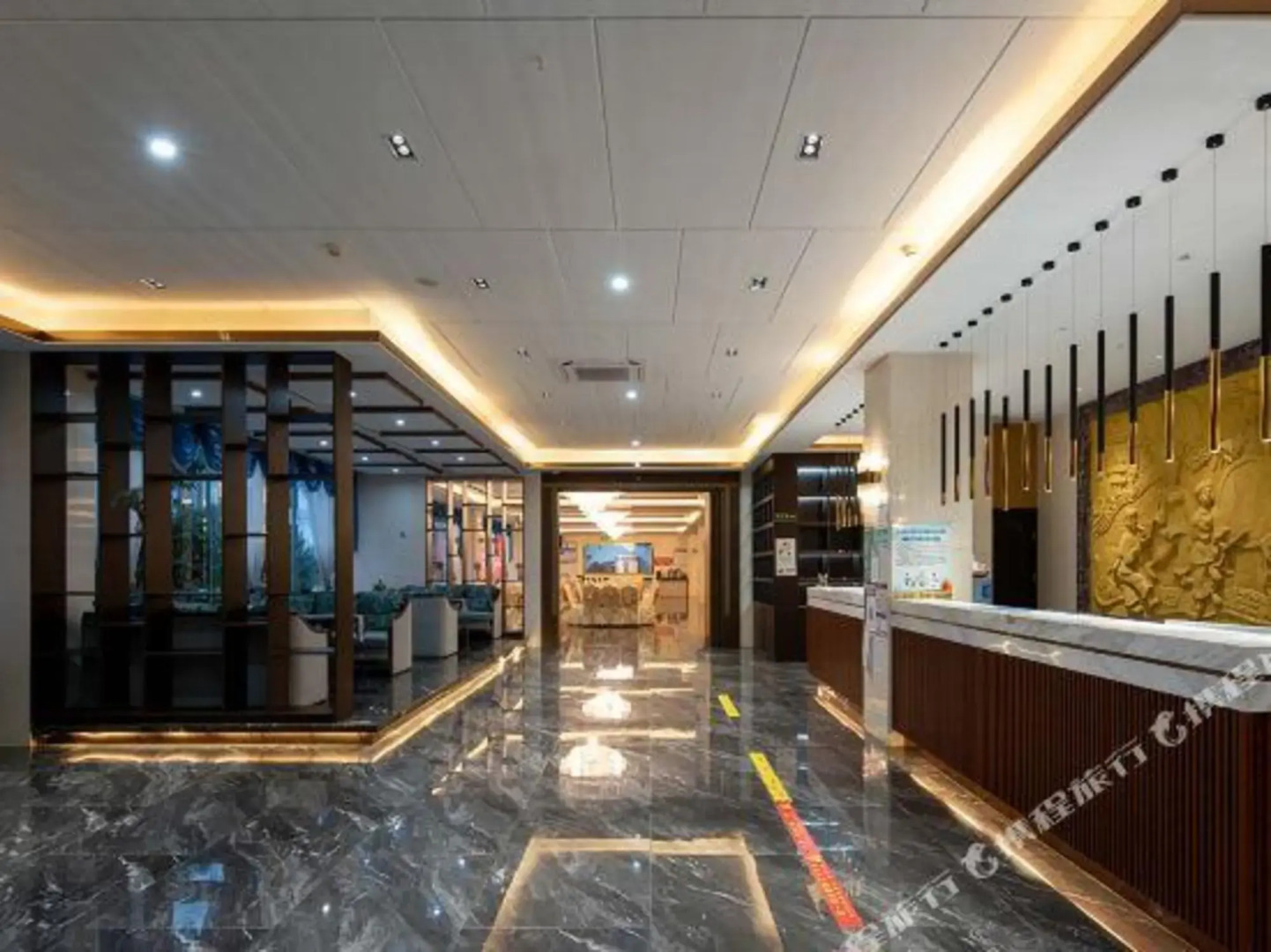 Xingwen Yinfeng Hotel