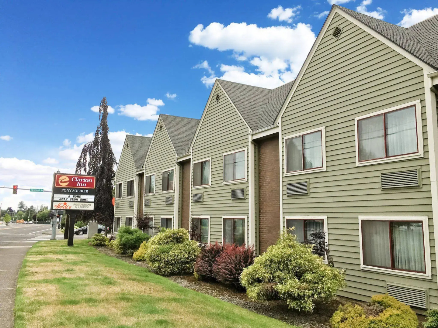 Clarion Inn