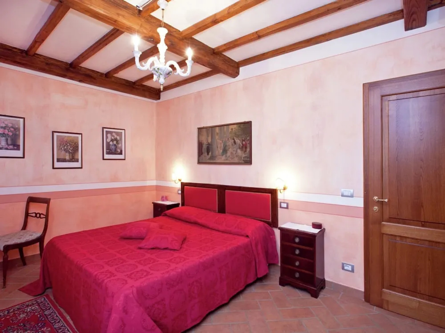 Cottage in Tuscany With Pool & Olive Groves