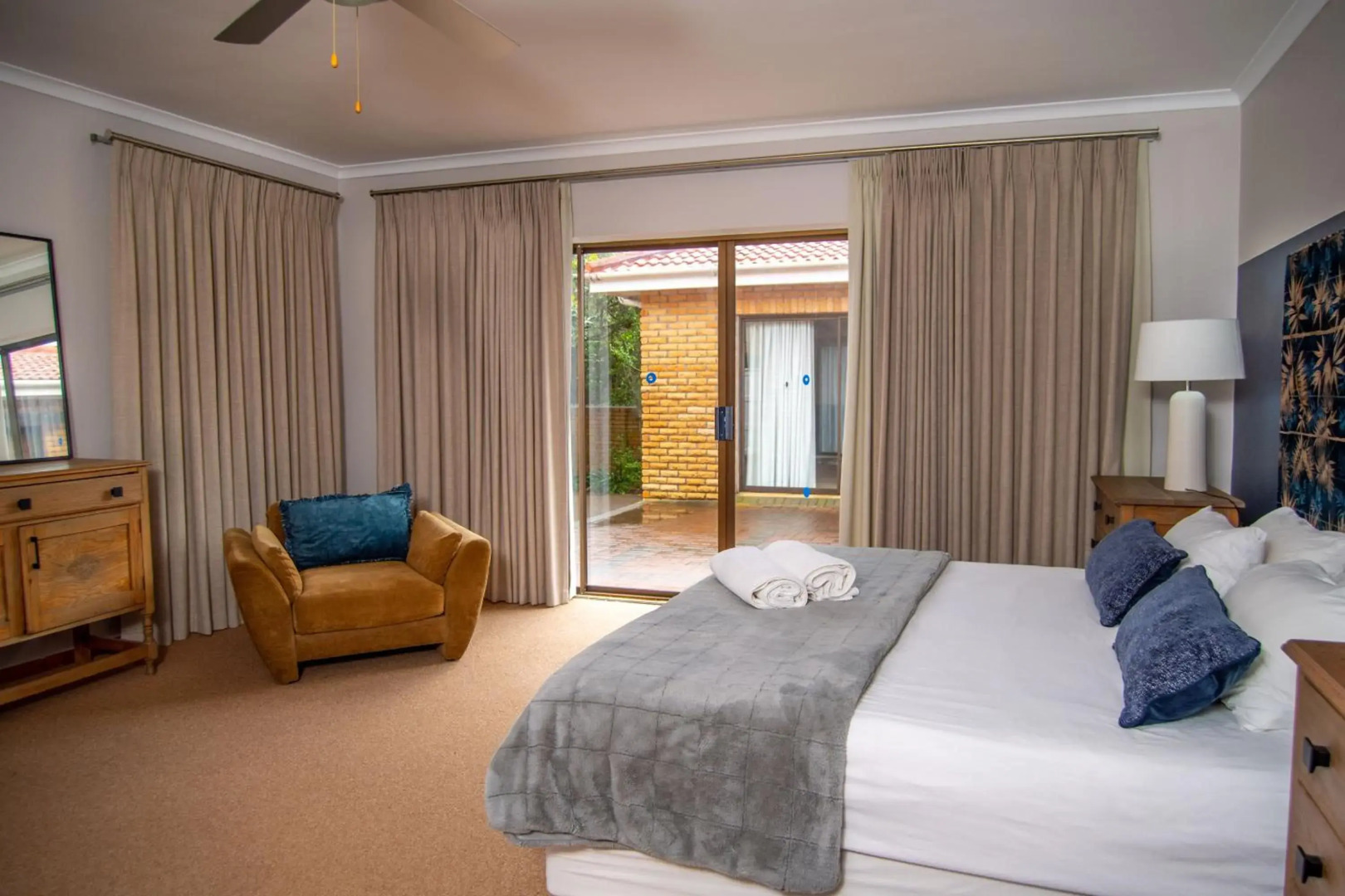 Great White Shark Accommodation