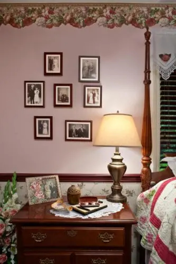 Acorn Bed And Breakfast at Mills River