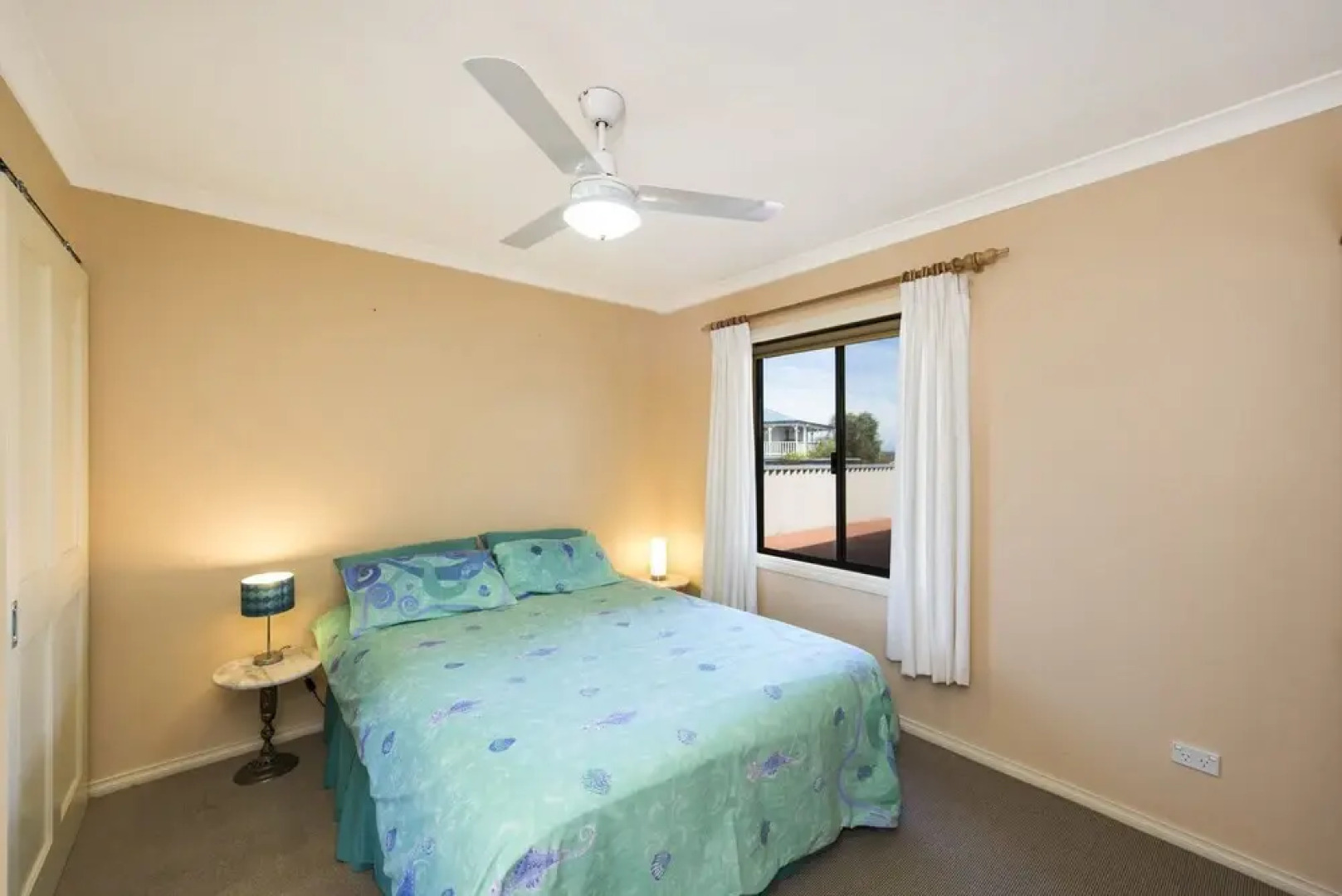 Sea Change - Spacious Family Holiday Accommodation Pet Friendly