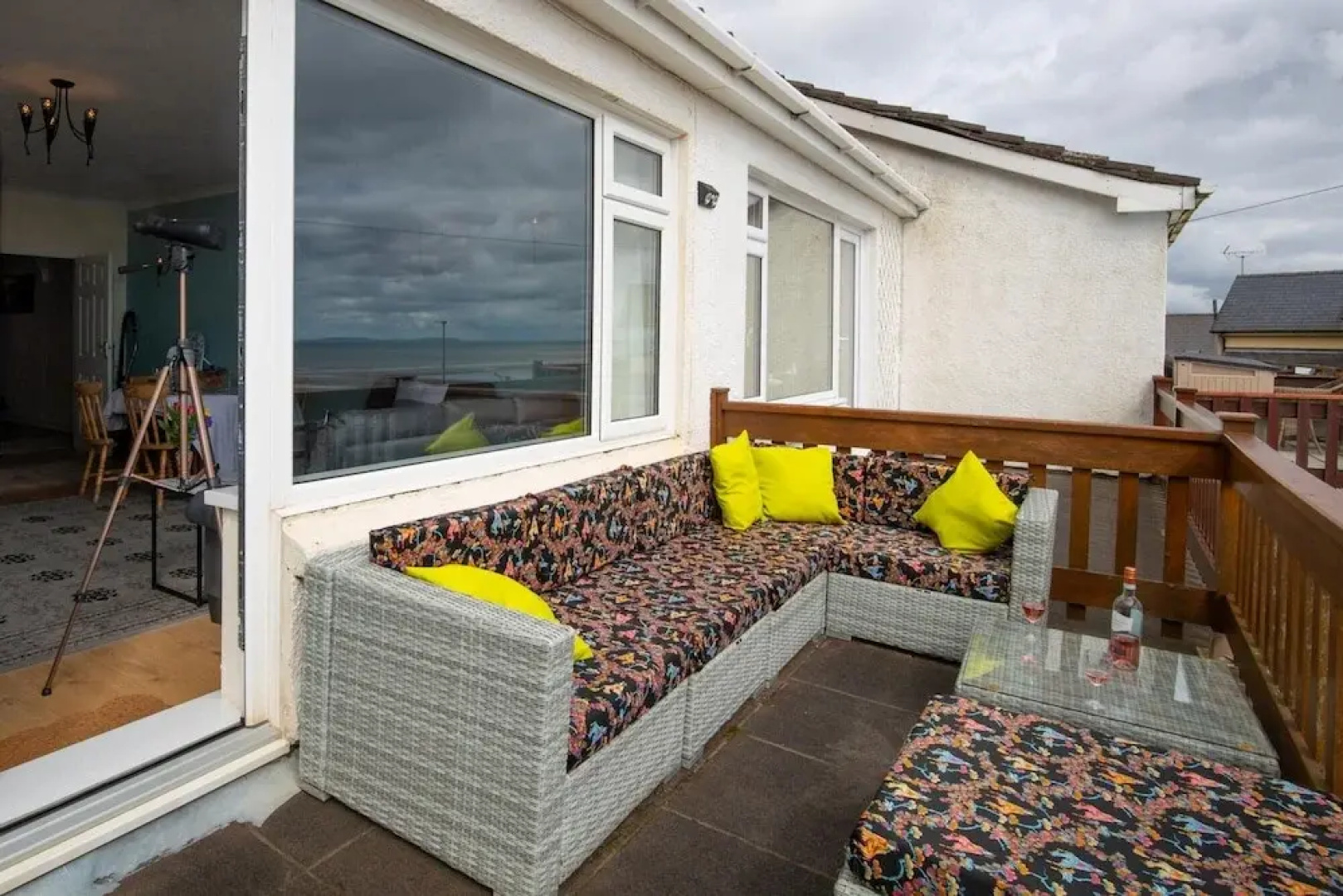 Temple Bar Apartment - Sea Front Views