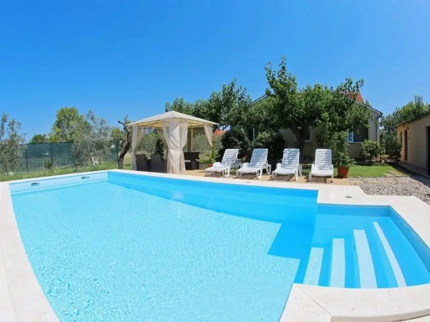 Lovely Villa in Sukošan With Private Swimming Pool