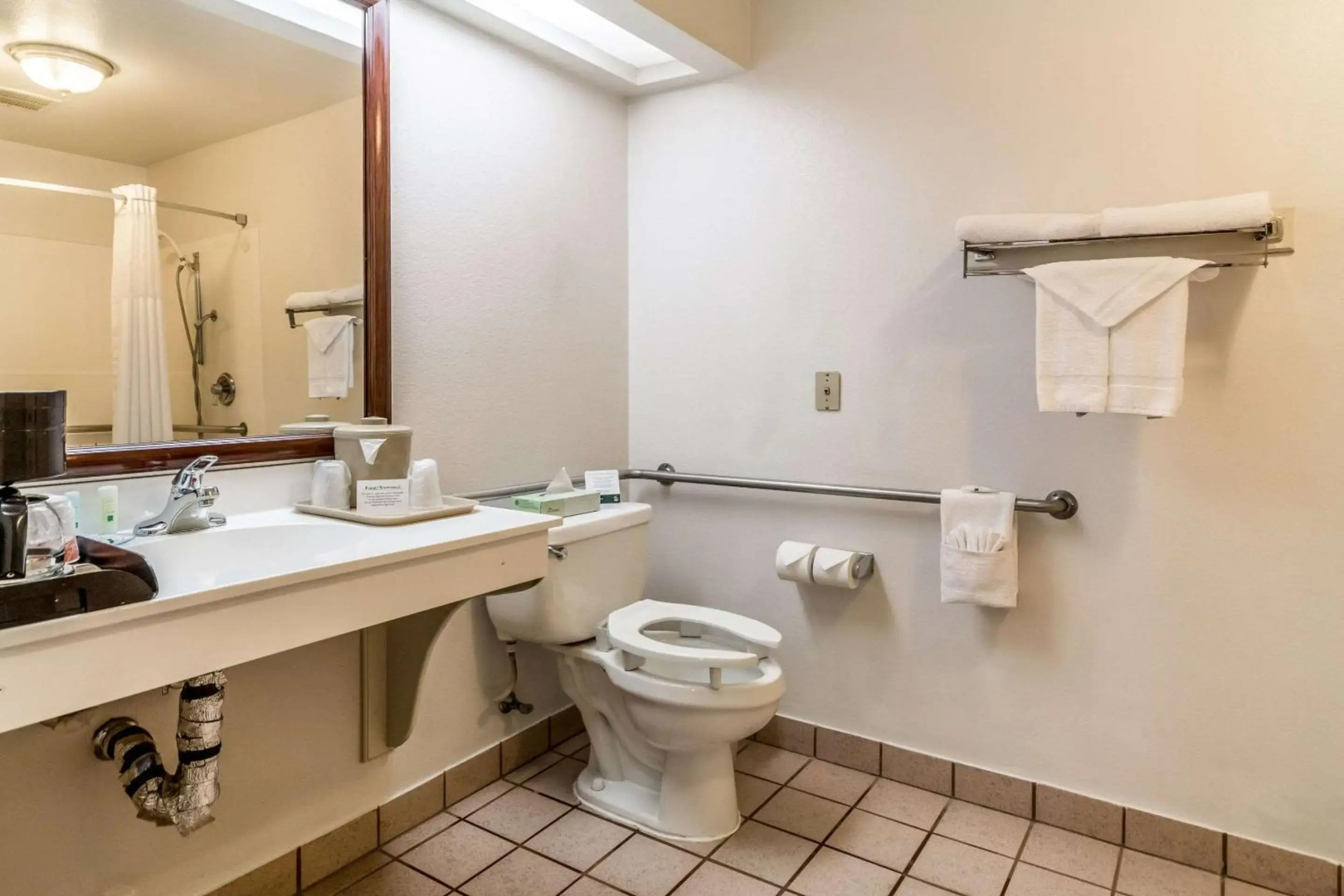 Quality Inn Fresno Near University