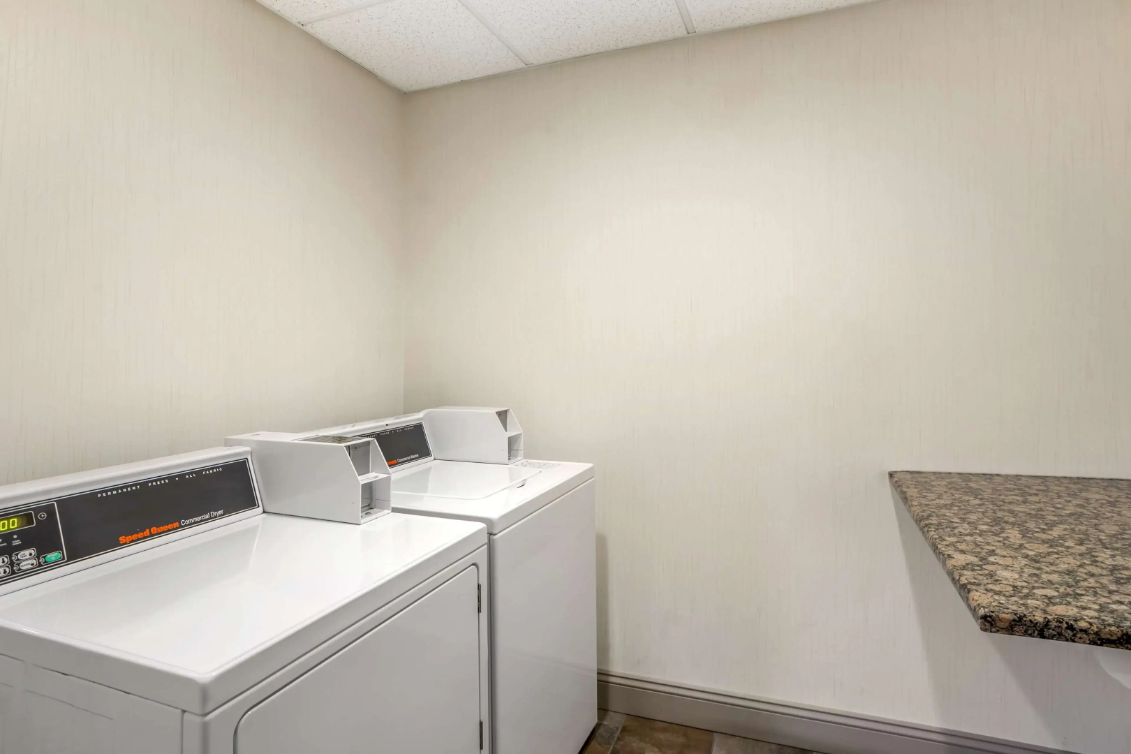 Best Western Plus Revere Inn & Suites