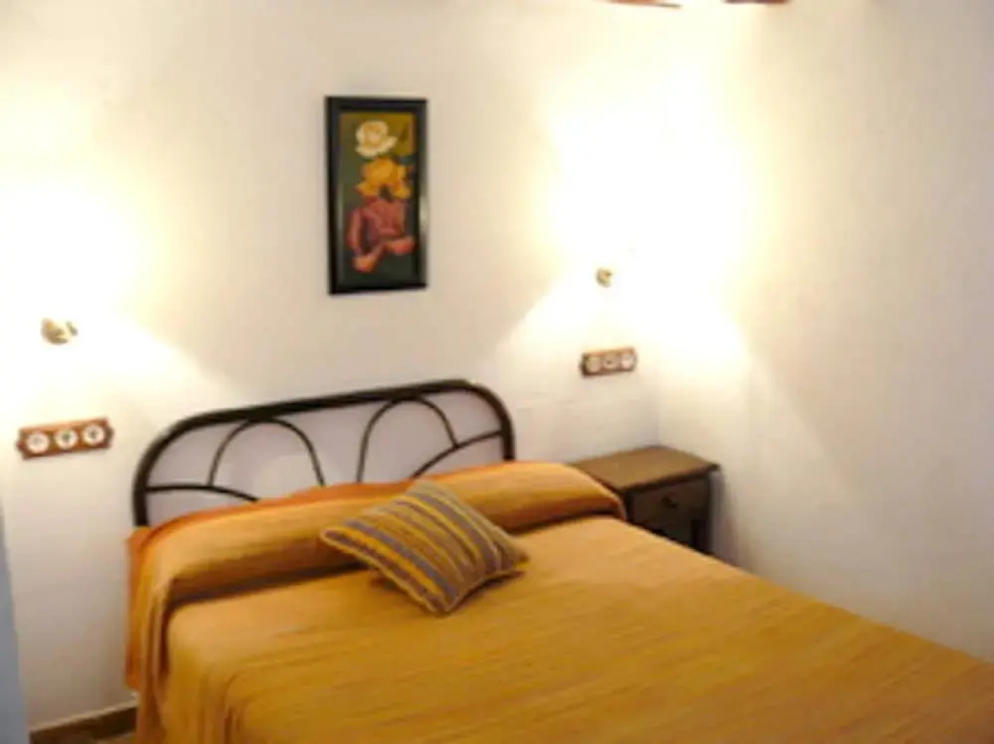 Apartment With 4 Bedrooms in Fontanar, With Wonderful Mountain View, Private Pool, Enclosed Garden - 200 km From the Slopes