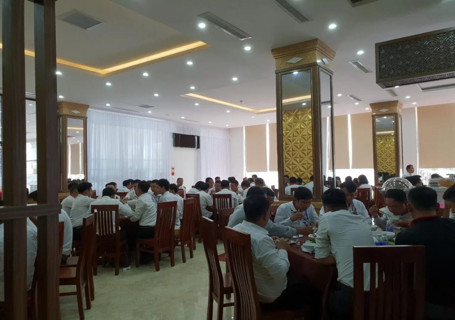 Phu Cuong Beach Hotel