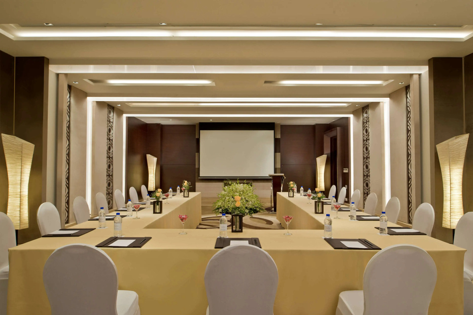 Country Inn & Suites by Radisson, Bengaluru Hebbal Road