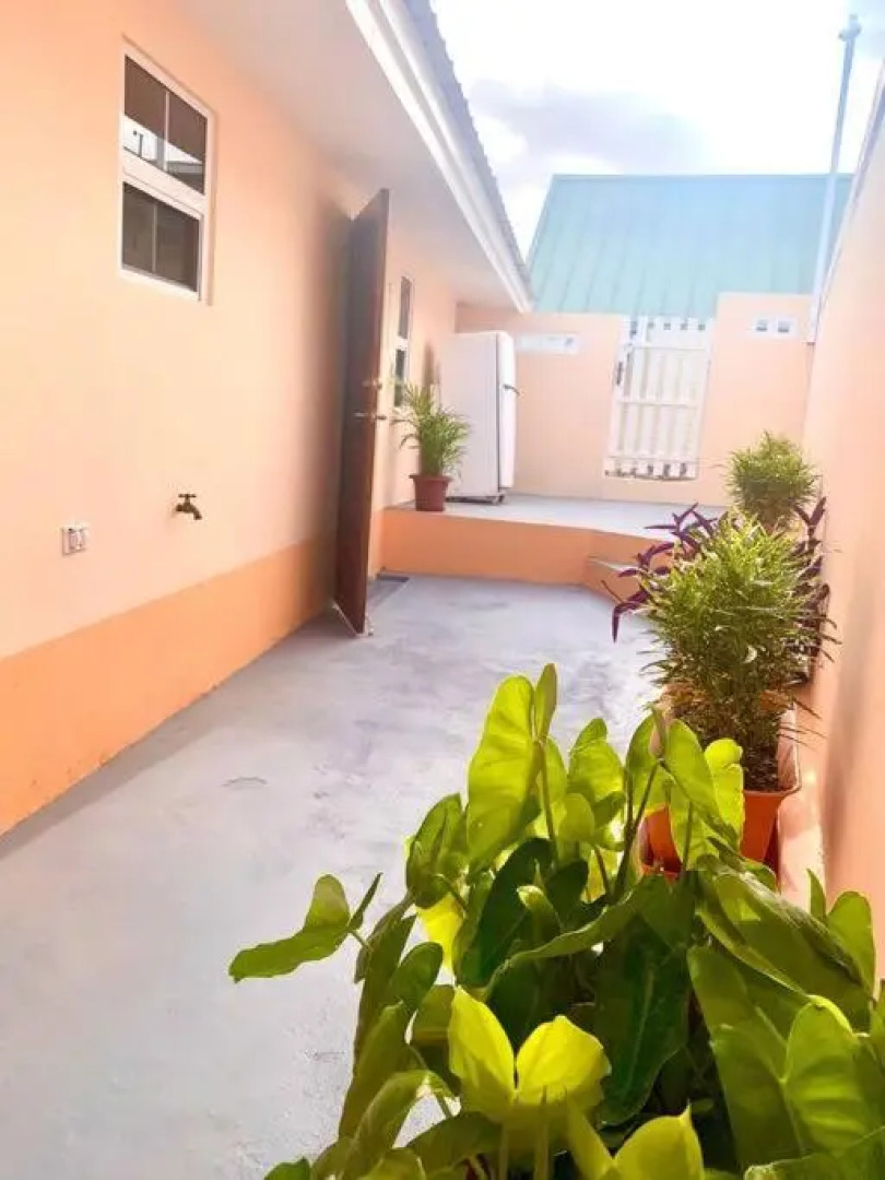 Centrally located, private, 1 bedroom apartment.