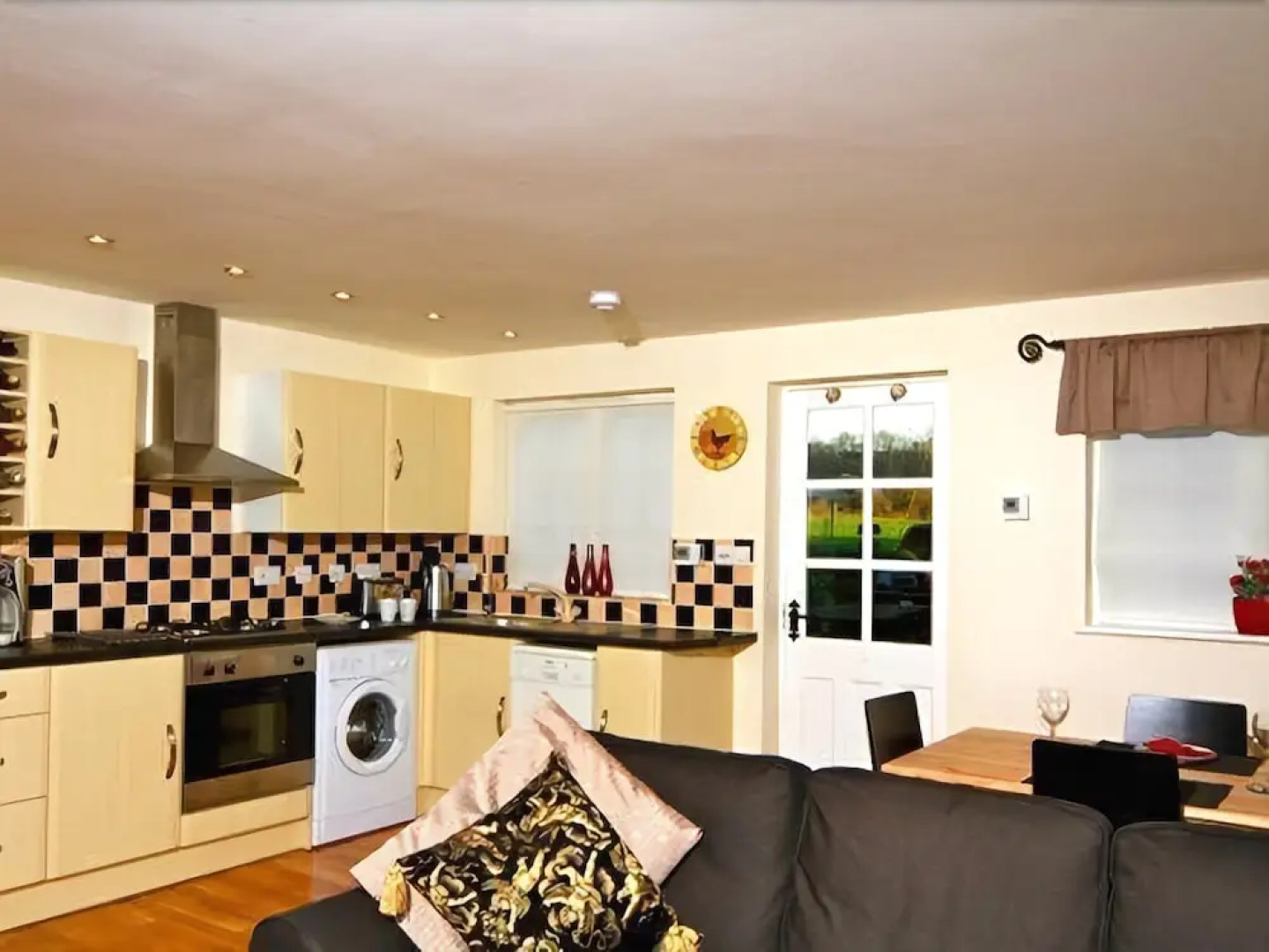 Dove Cottage Bed and Breakfast