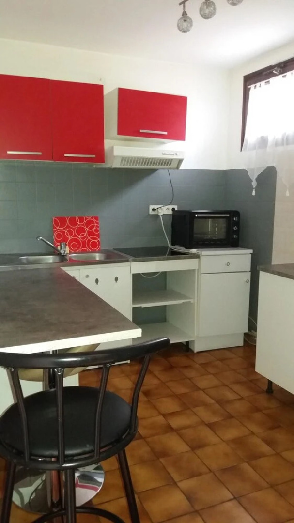 Apartment With one Bedroom in Sisteron, With Enclosed Garden and Wifi