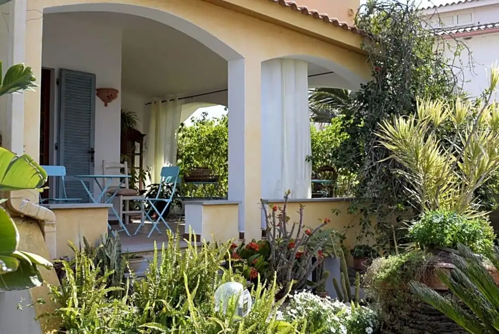 B&B 1987 Pula