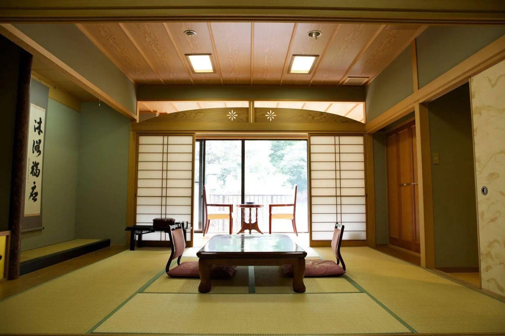 Inunakisan Grand Hotel Kisenkaku