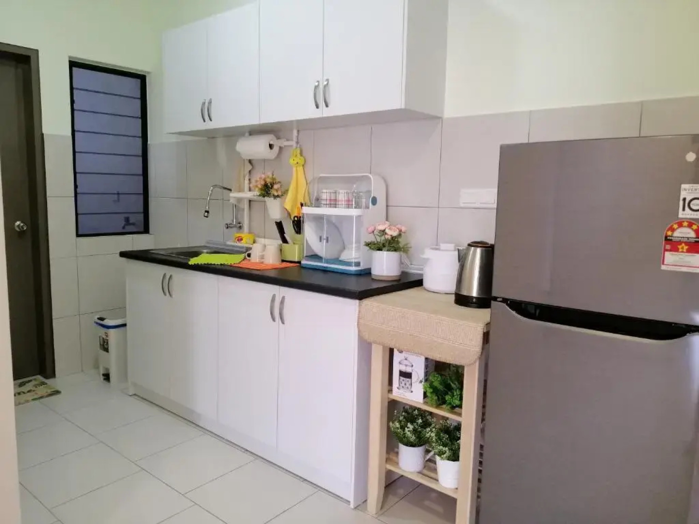 Lovely Mines Astetica Lake View Seri Kembangan 2BR