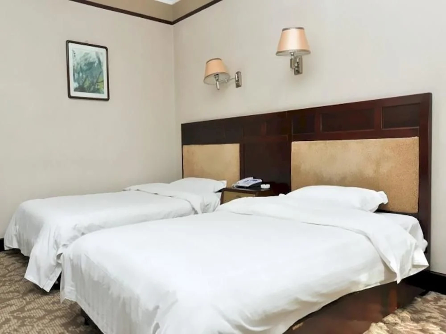 Dehuimen Hotel