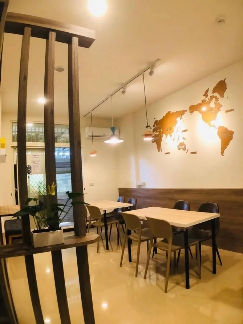 910 Hostel
