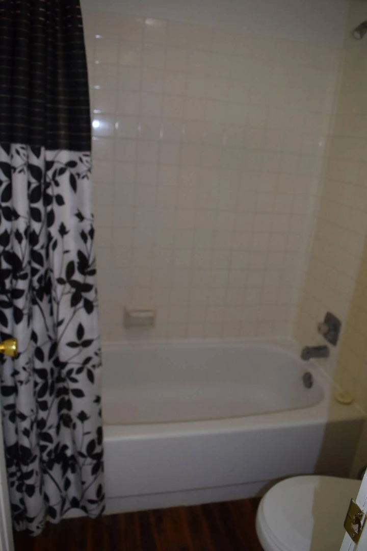 Mactavish Court Townhomes