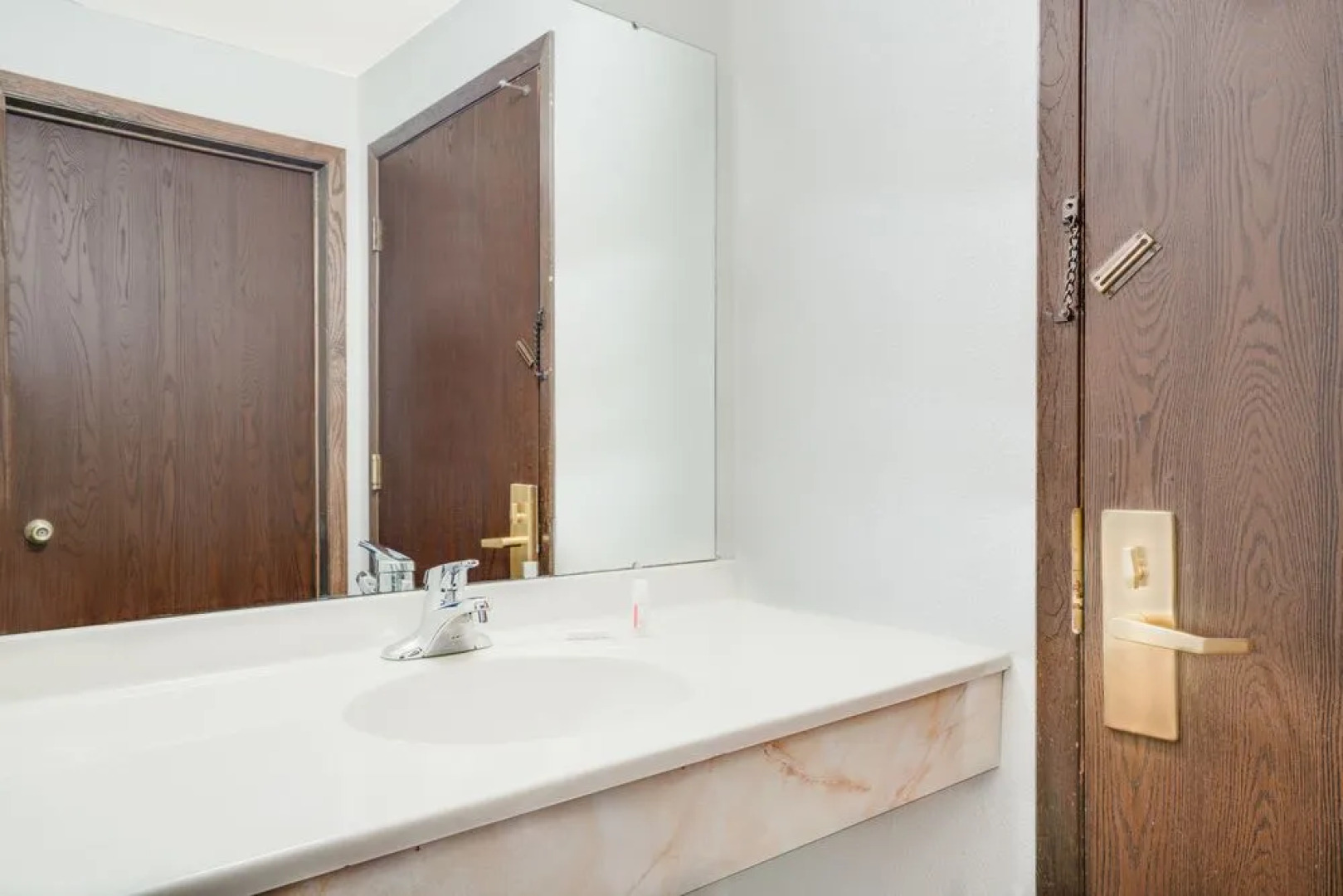 Super 8 Tomah Wisconsin