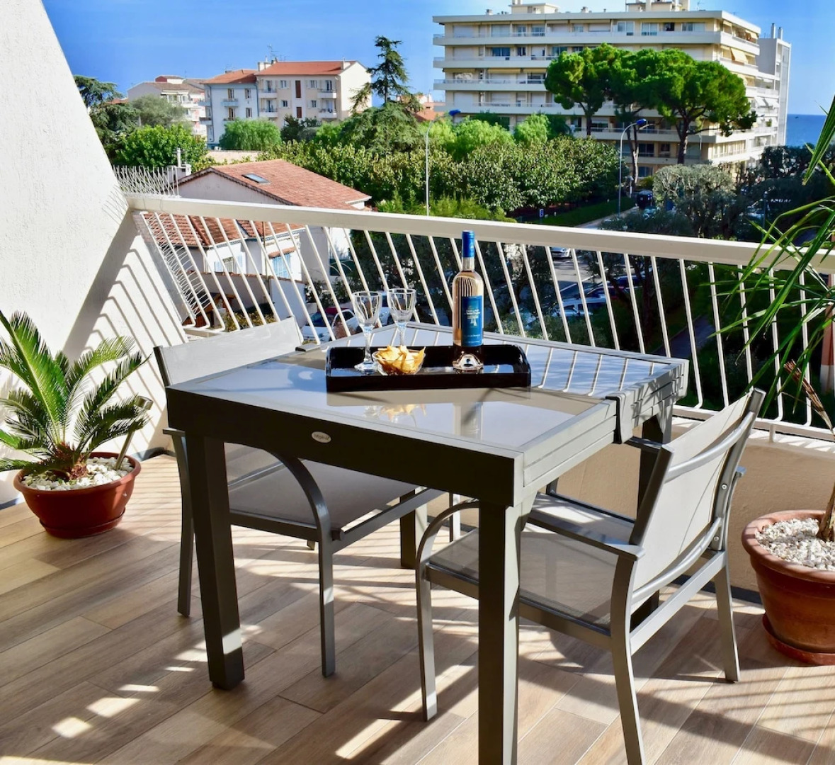 Riviera Standing Appartement La Couronne Premium, vue mer