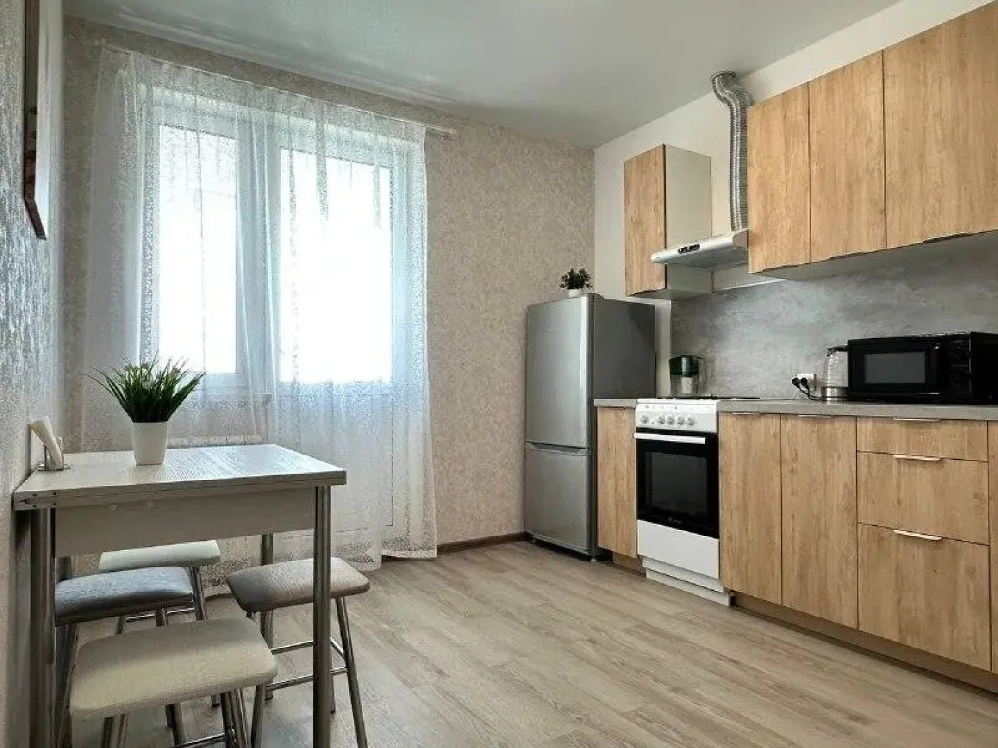 EasyRent на проспекте Карла Маркса 242