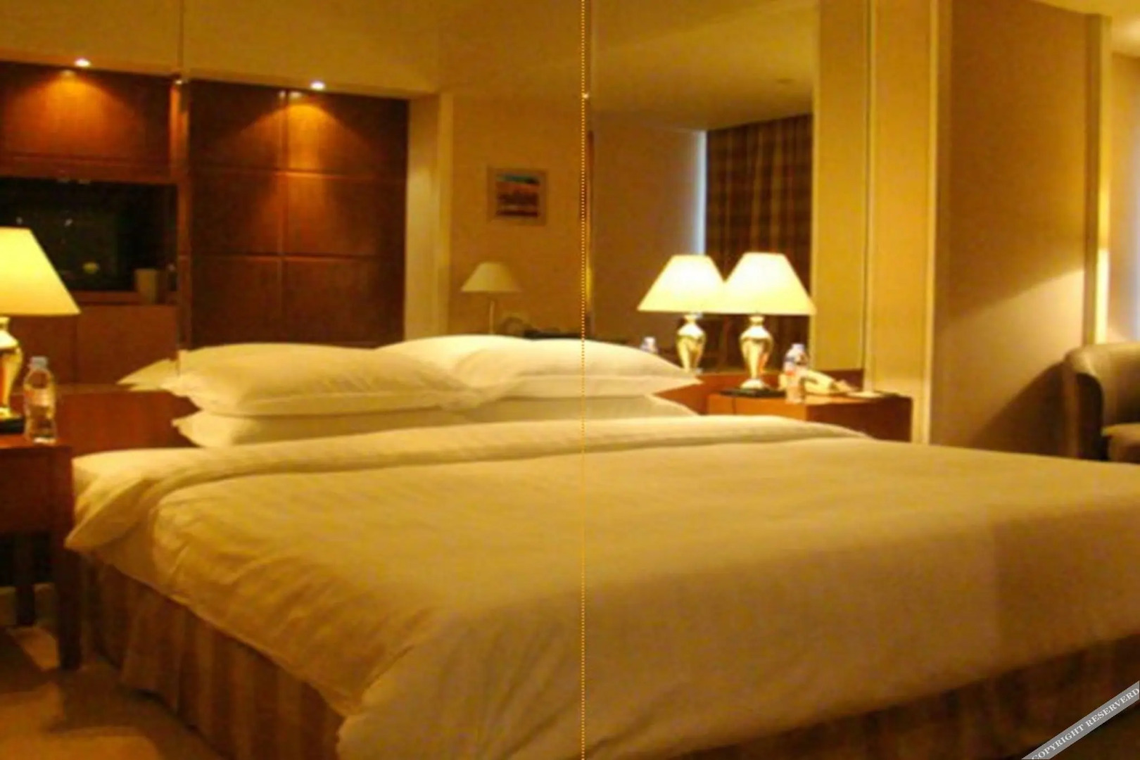 Kai Wah Plaza International