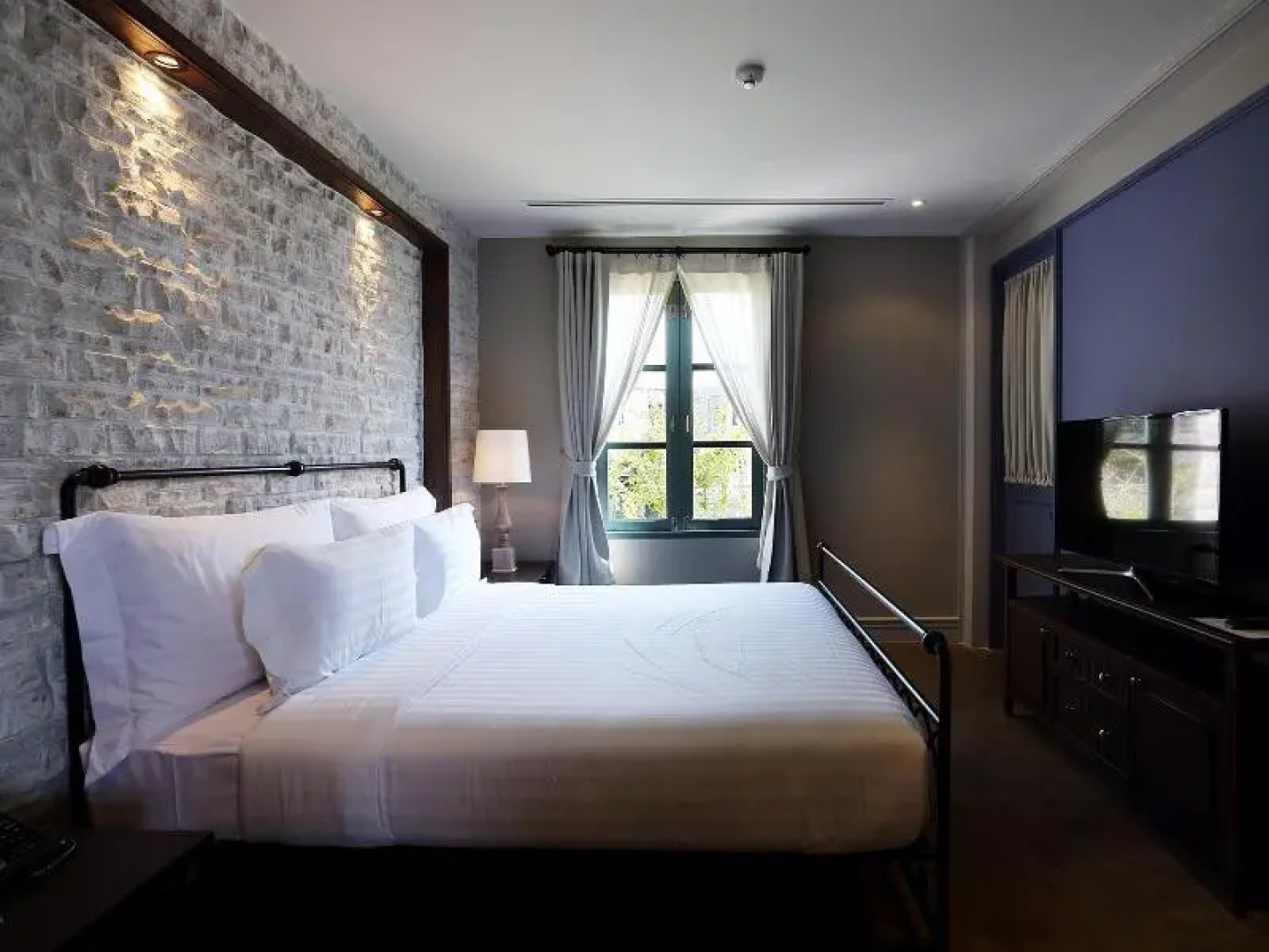 Thames Valley Khao Yai Hotel