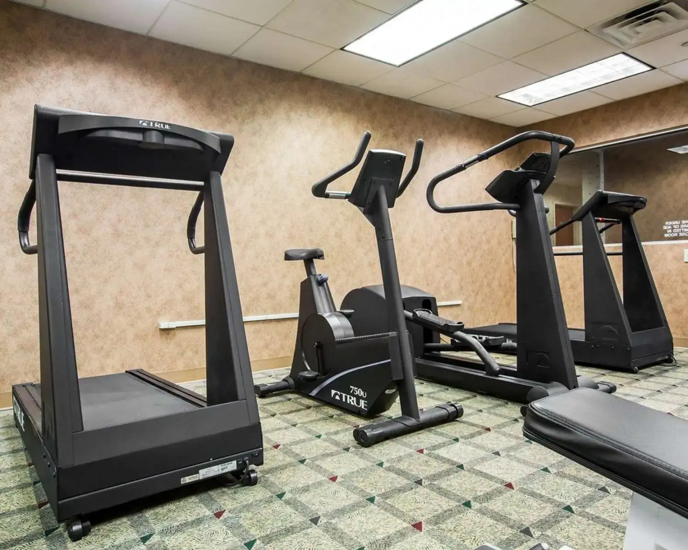 Holiday Inn Express & Suites Hawthorne Elmsford North by IHG