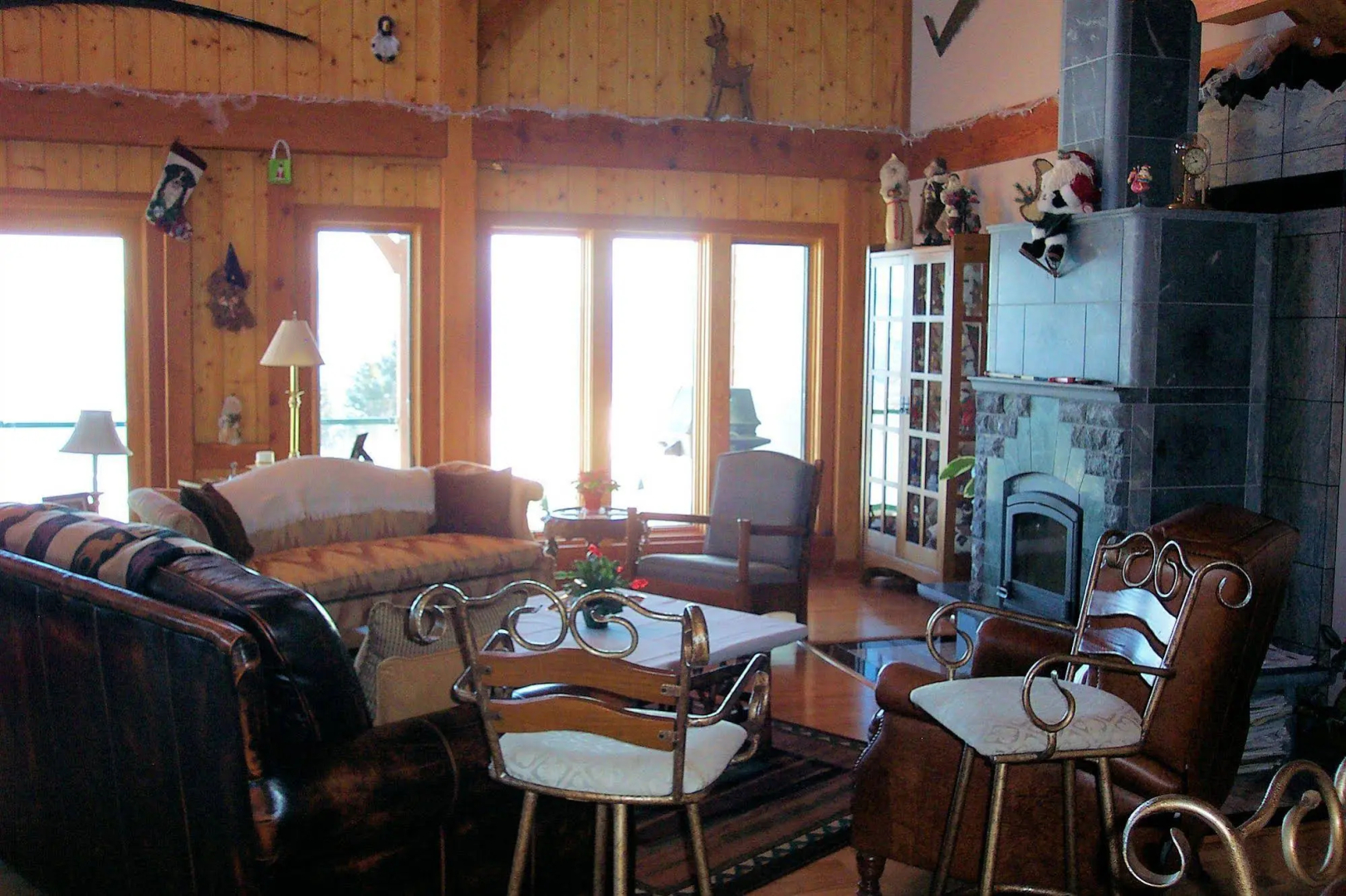 Timber Bay Bed and Breakfast