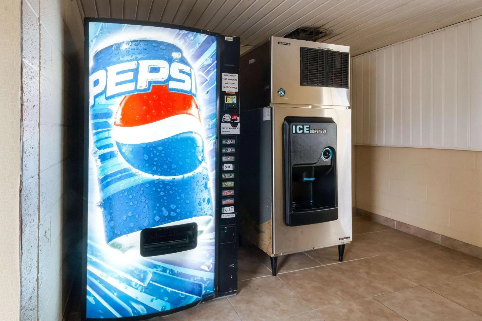 Econo Lodge Huntington - Barboursville University Area