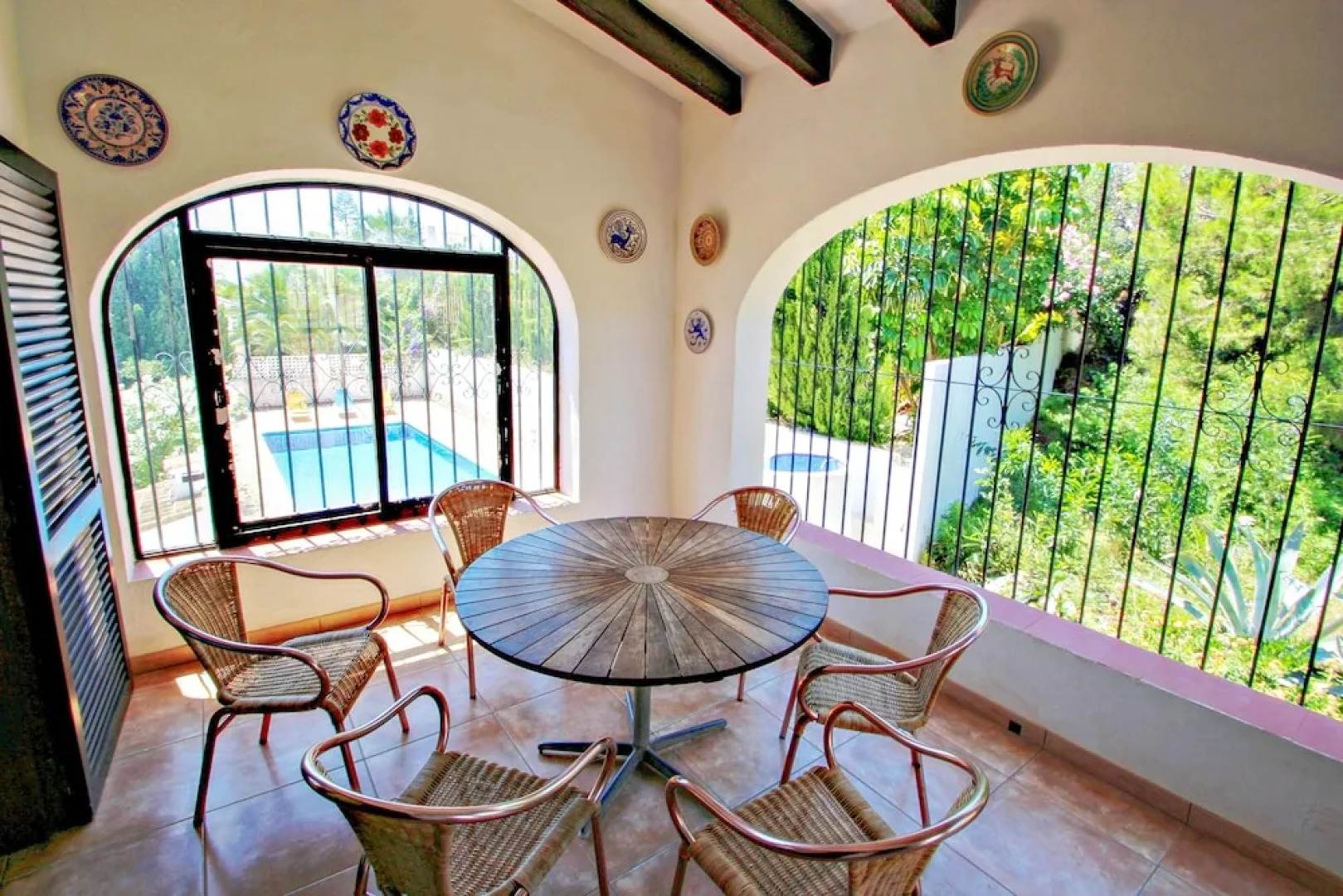 Flandes - traditionally furnished detached villa with peaceful surroundings in Benissa