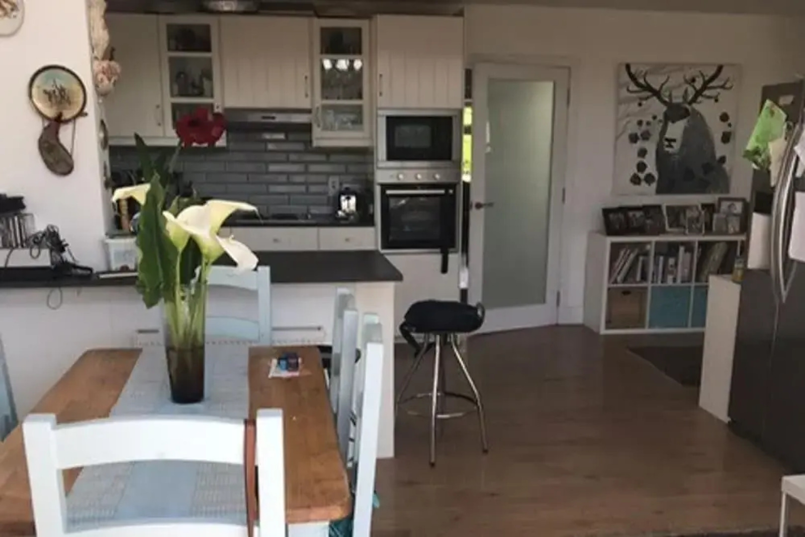 Coastal Hideaway - Sleeps 4 & Free Parking