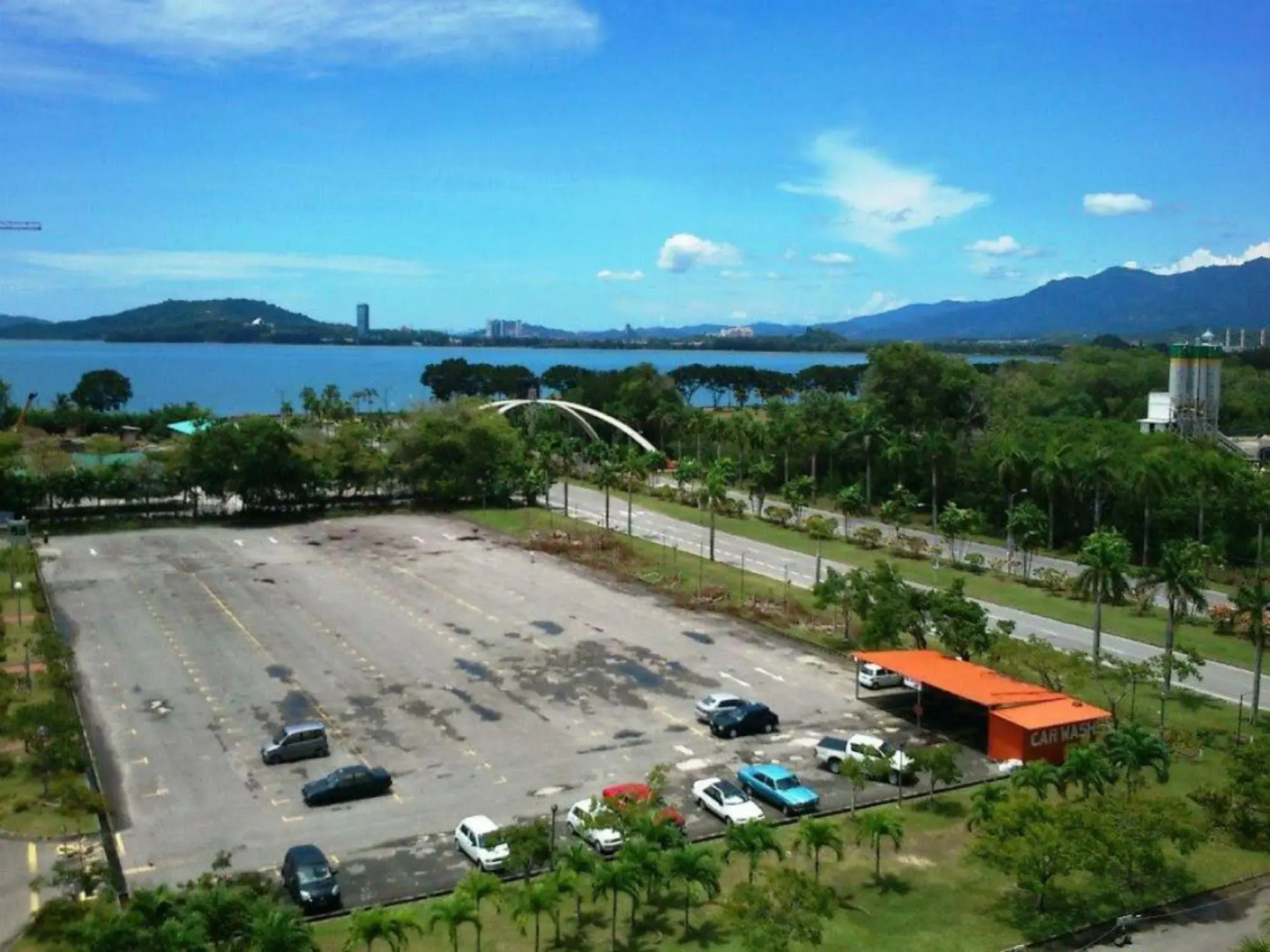 Likas Square Apartment Hotel