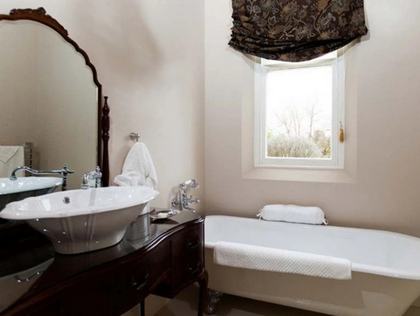 Saint Patrick's Luxury Boutique Hotel