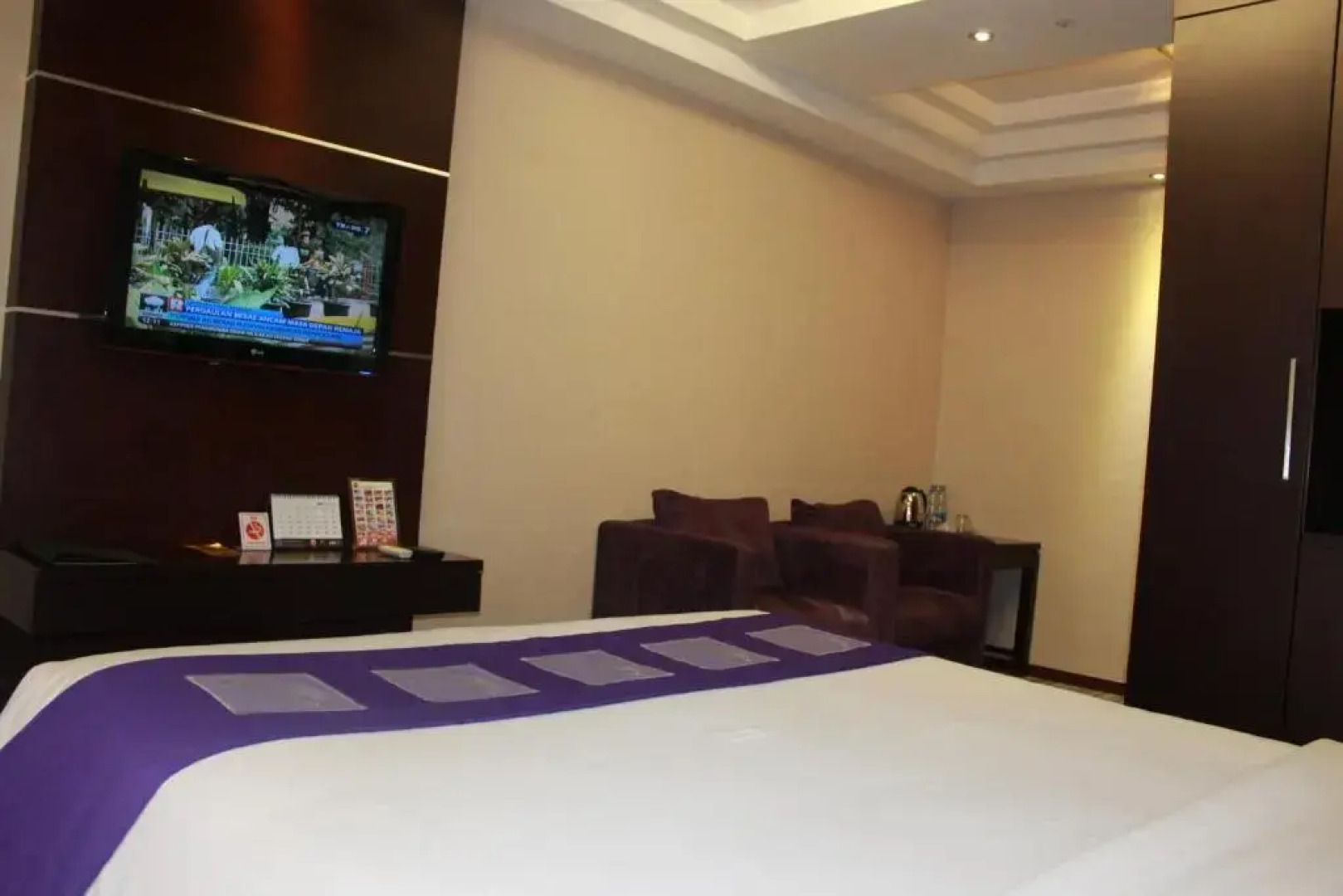 Metro Suite Hotel Jababeka