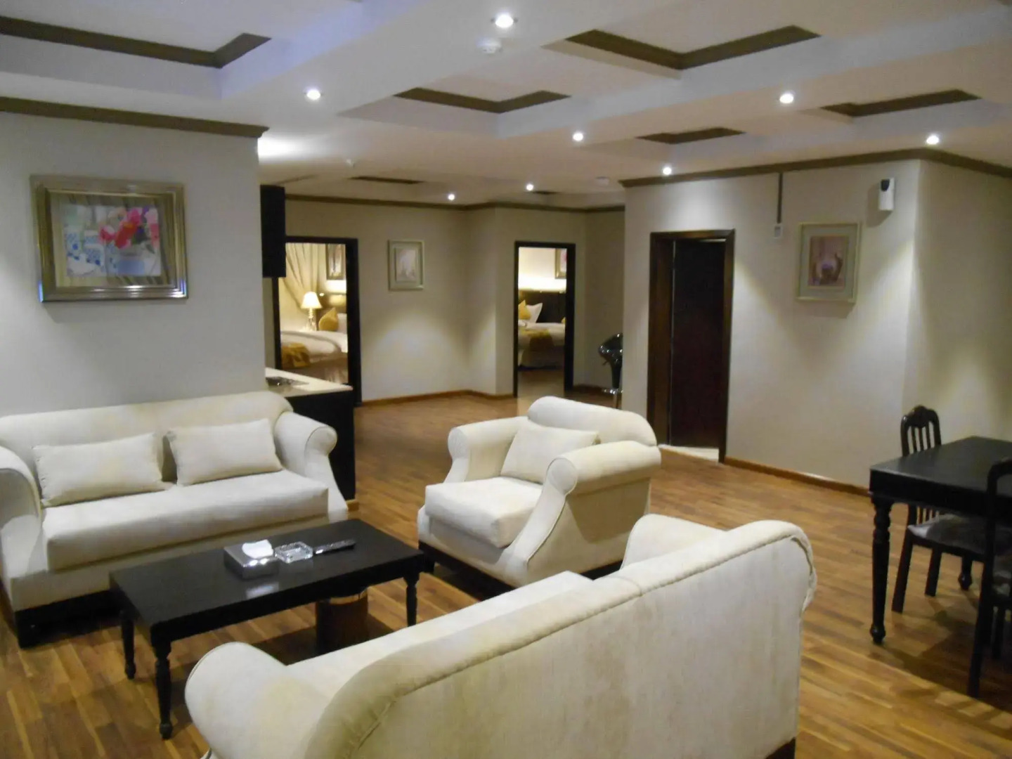 Shamaat Jeddah Hotel