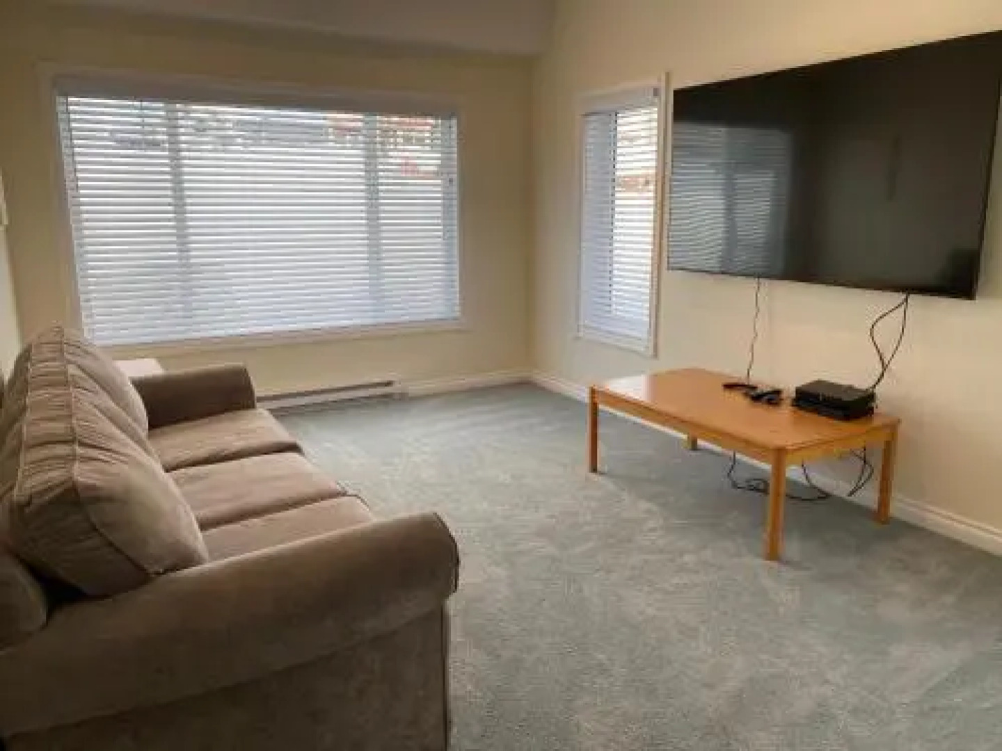 Sunset Peak - 3 Bed / 4 Bath Home