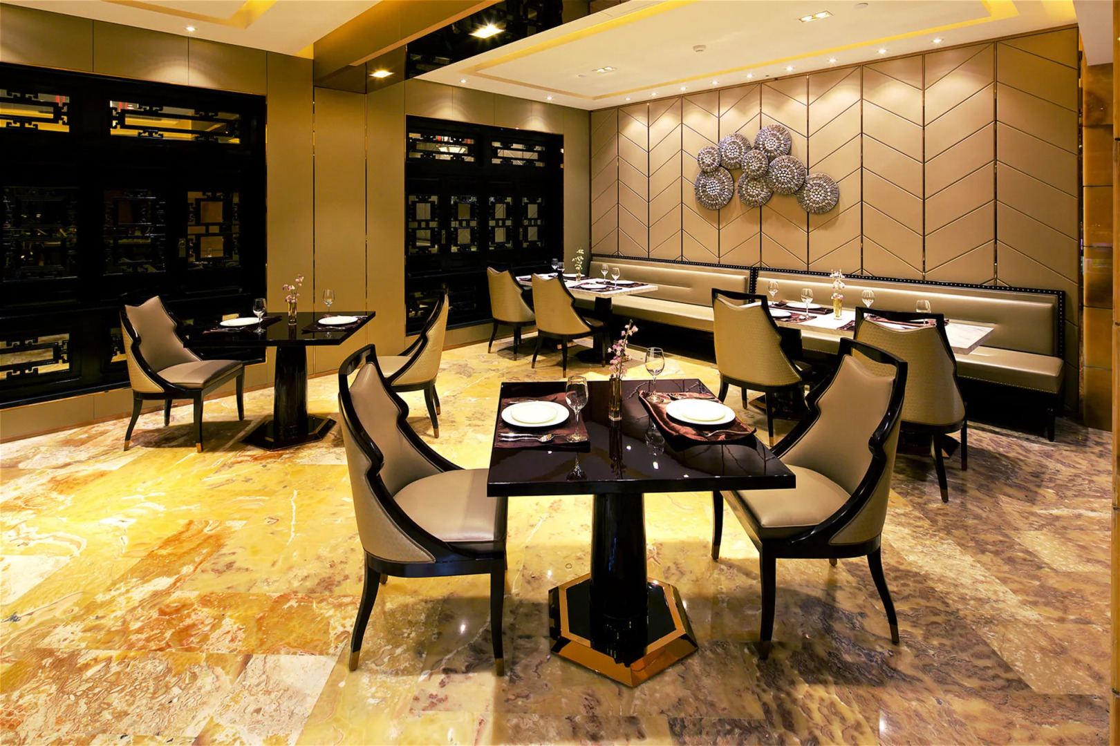 Royal Garden Hotel Shanghai