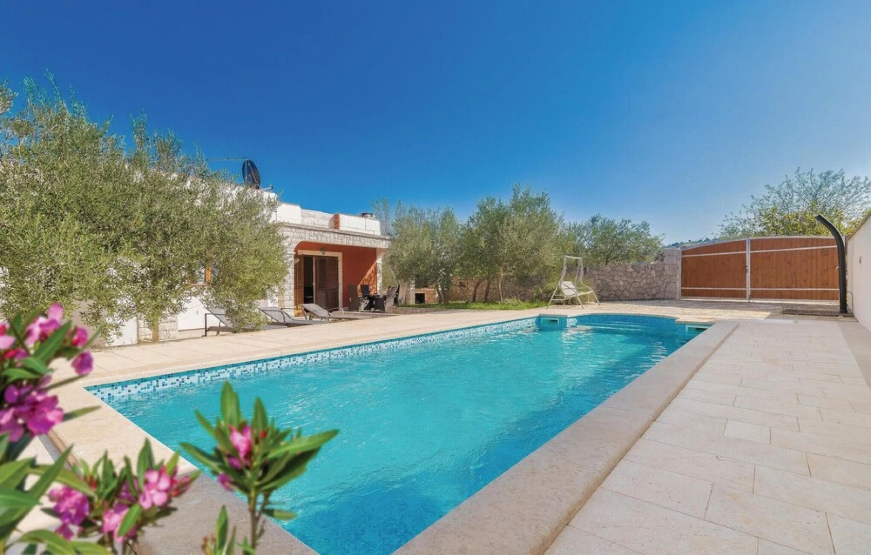 Amazing Home in Jezera With Wifi and 2 Bedrooms