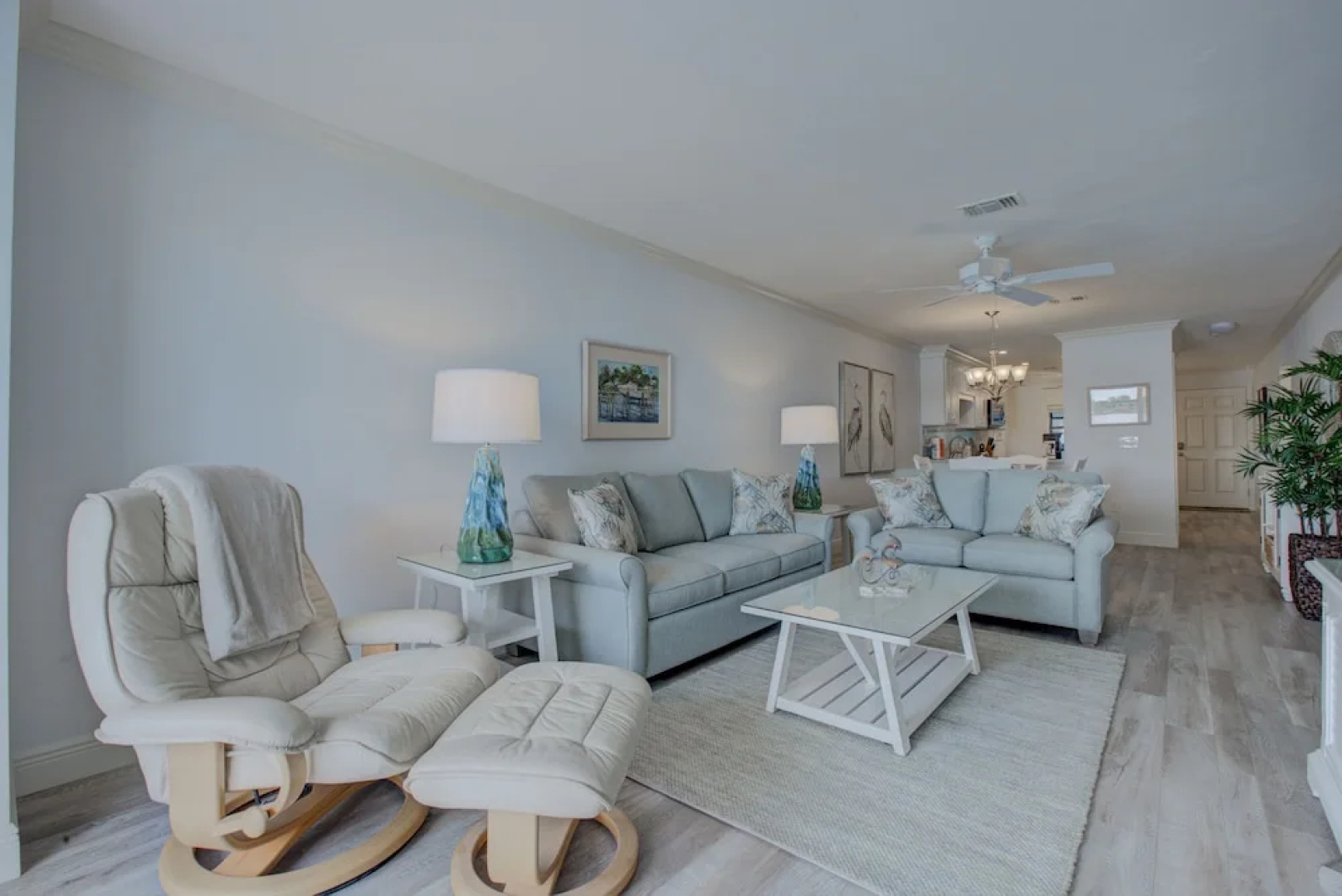 Beach Palms Unit 2B by Anna Maria