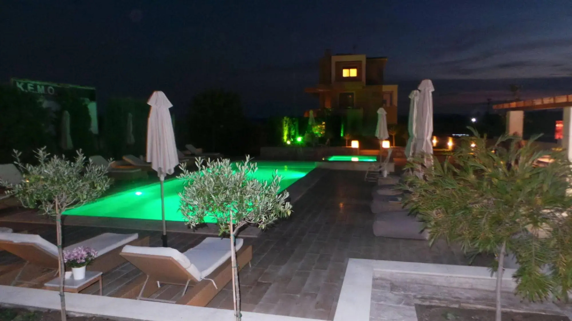 Niovi Boutique Apartments