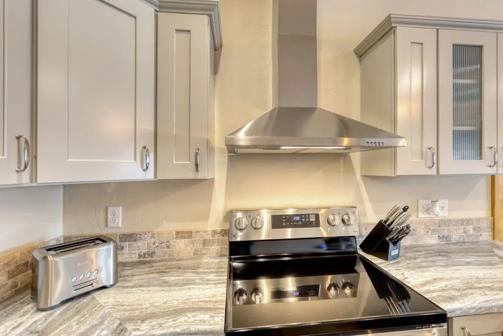 Lincoln s Lodge A Condo for the Honest Bold