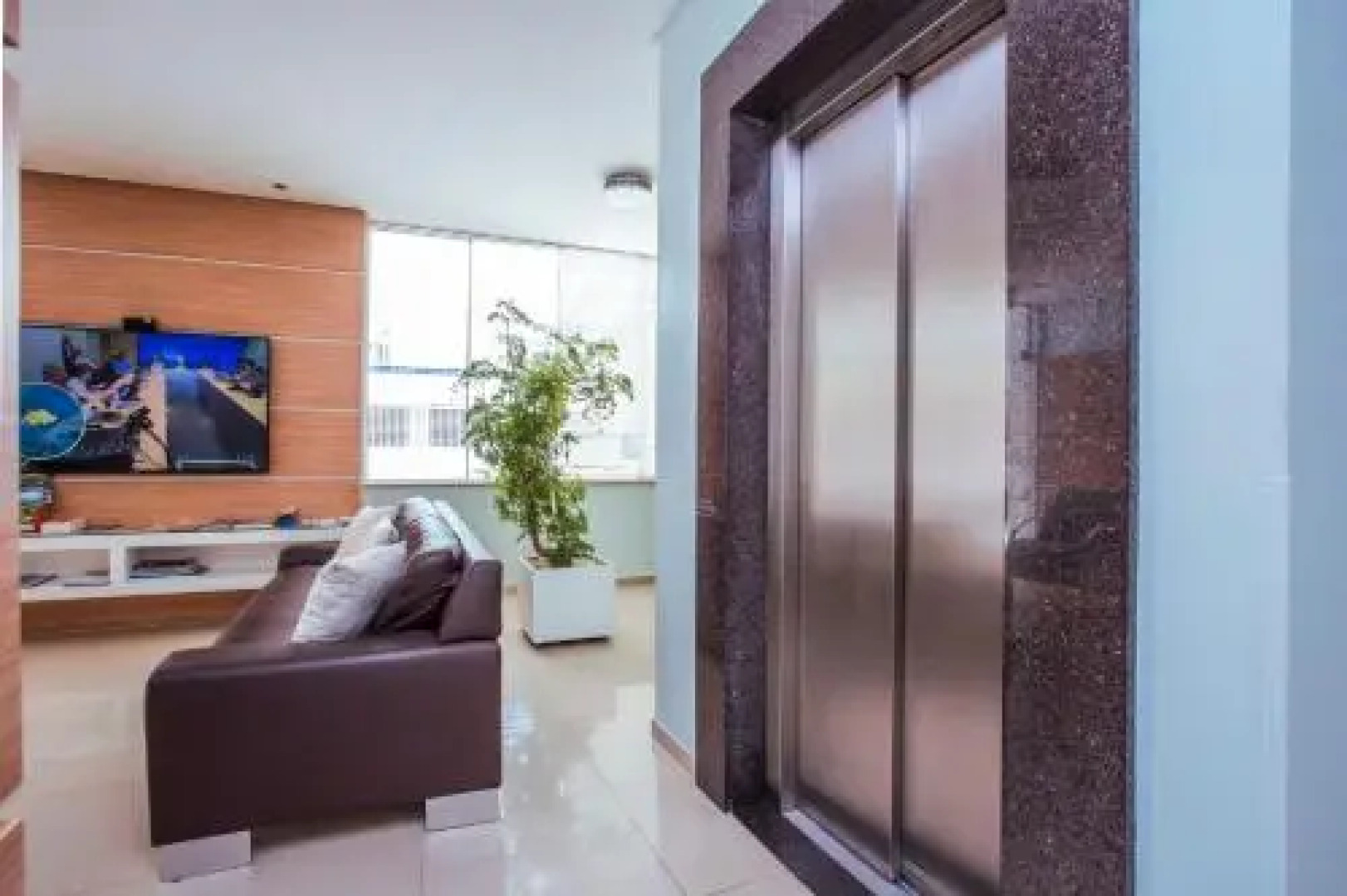 Apartamento Meia Praia